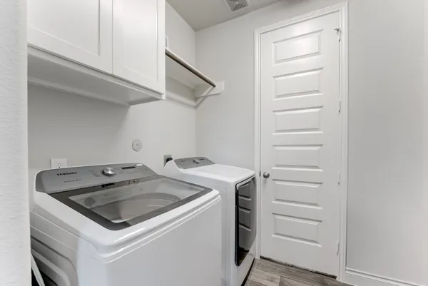 $565,000 | 6907 Pondhawk Drive, Katy, TX 77493