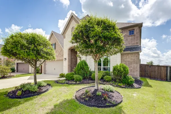 $565,000 | 6907 Pondhawk Drive, Katy, TX 77493