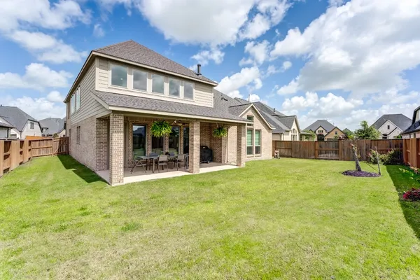 $565,000 | 6907 Pondhawk Drive, Katy, TX 77493