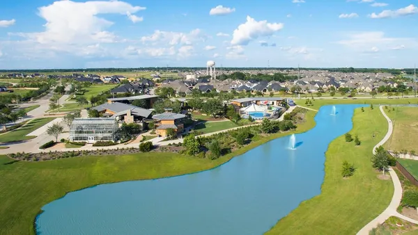 $565,000 | 6907 Pondhawk Drive, Katy, TX 77493