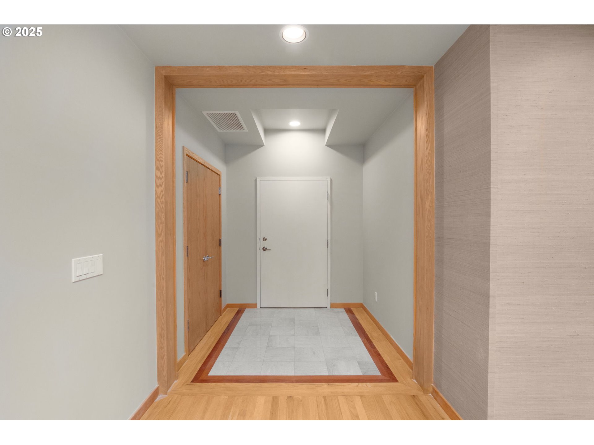 2020 Southwest Market St Drive, Unit 101 Portland, OR 97201 - Photo 20 of 33 a view of entryway