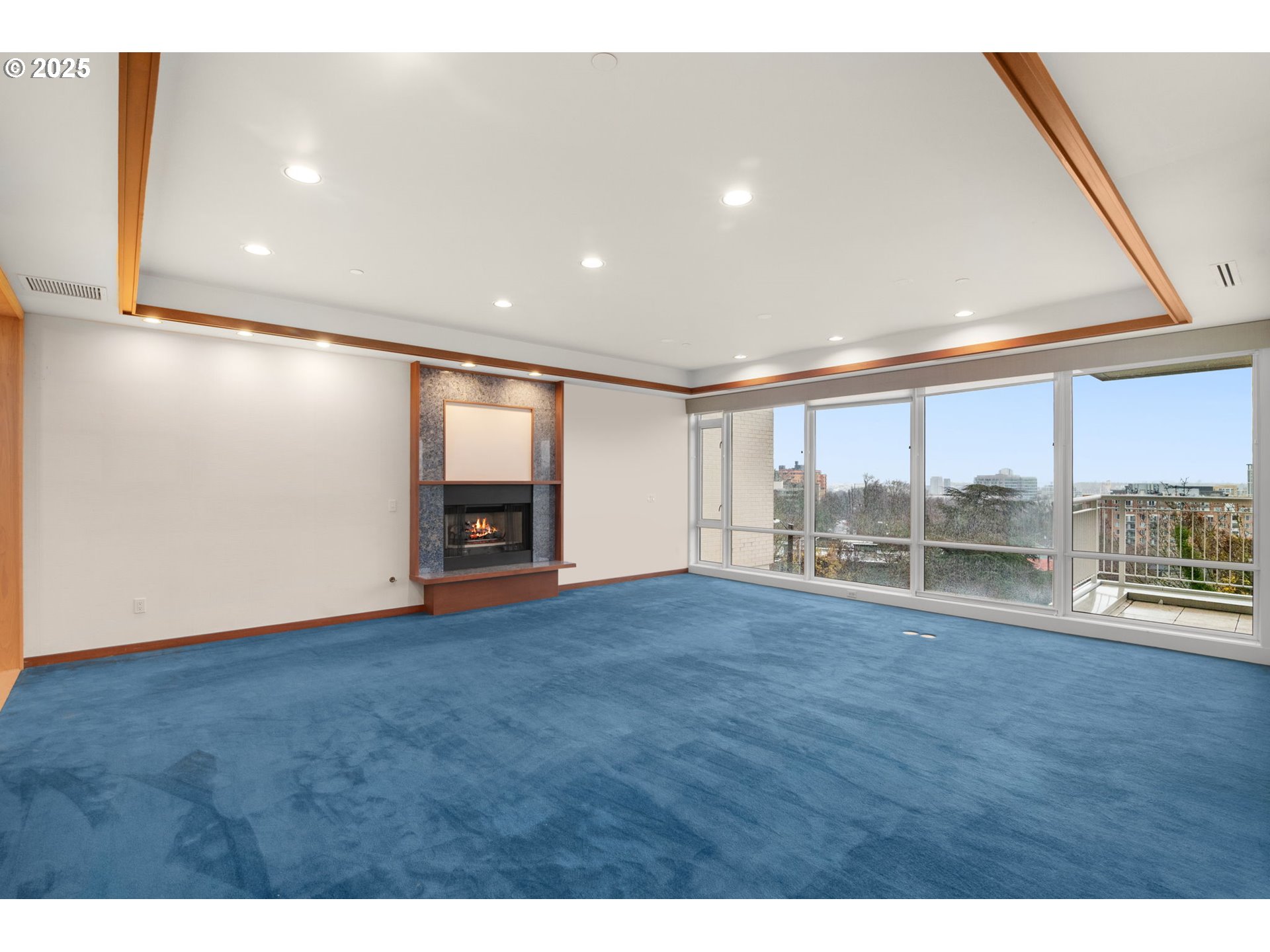 2020 Southwest Market St Drive, Unit 101 Portland, OR 97201 - Photo 9 of 33 a view of an empty room with a window