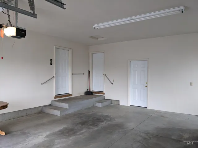 $725,000 | 2047 East 2975 South, Wendell, ID 83355