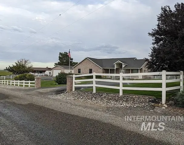 $725,000 | 2047 East 2975 South, Wendell, ID 83355