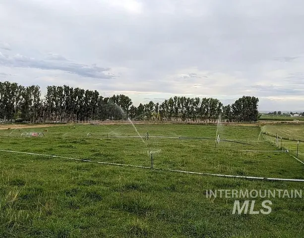 $725,000 | 2047 East 2975 South, Wendell, ID 83355