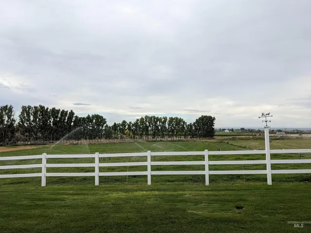 $725,000 | 2047 East 2975 South, Wendell, ID 83355