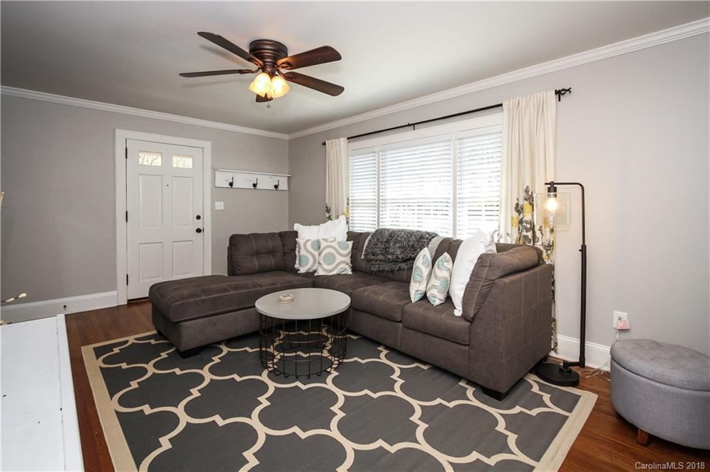 1511 Chippendale Road Charlotte, NC 28205 - Photo 12 of 25 Gallery Image 12