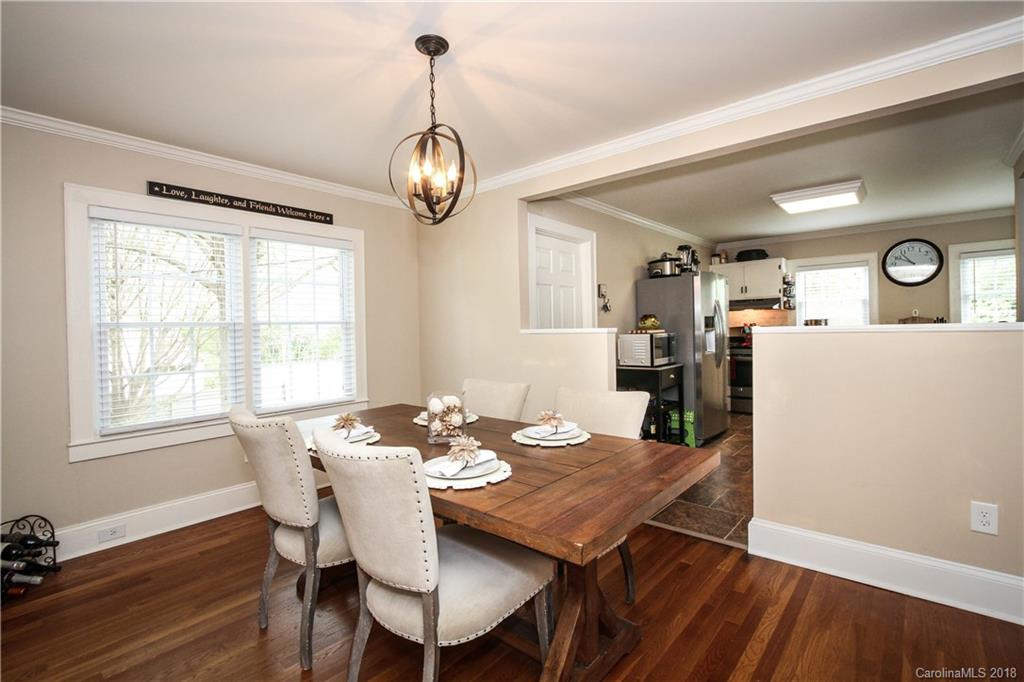 1511 Chippendale Road Charlotte, NC 28205 - Photo 14 of 25 Gallery Image 14
