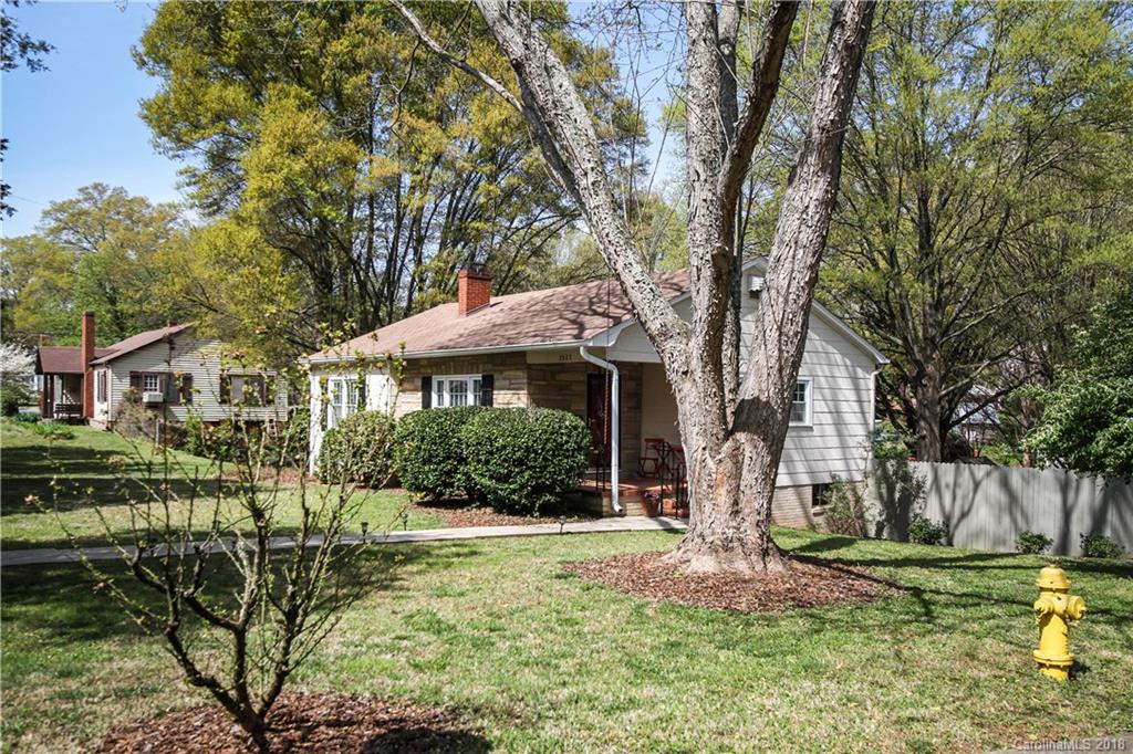 1511 Chippendale Road Charlotte, NC 28205 - Photo 3 of 25 Gallery Image 3