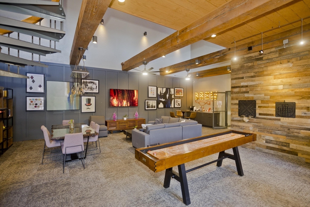 45 Willow Street, Unit 1 Springfield, MA 01103 - Photo 28 of 31