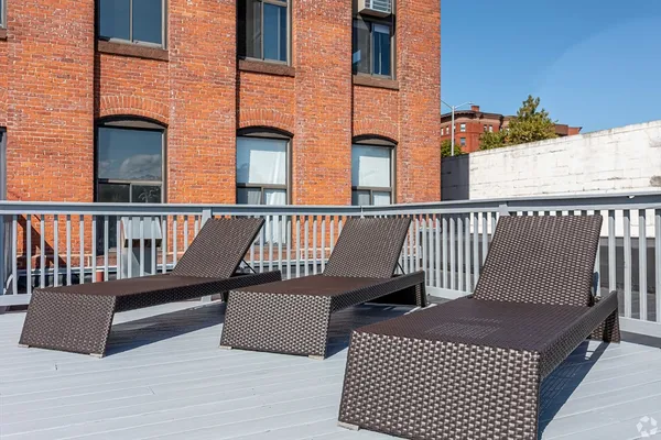 $1,820 | 45 Willow Street, Unit 1, Springfield, MA 01103