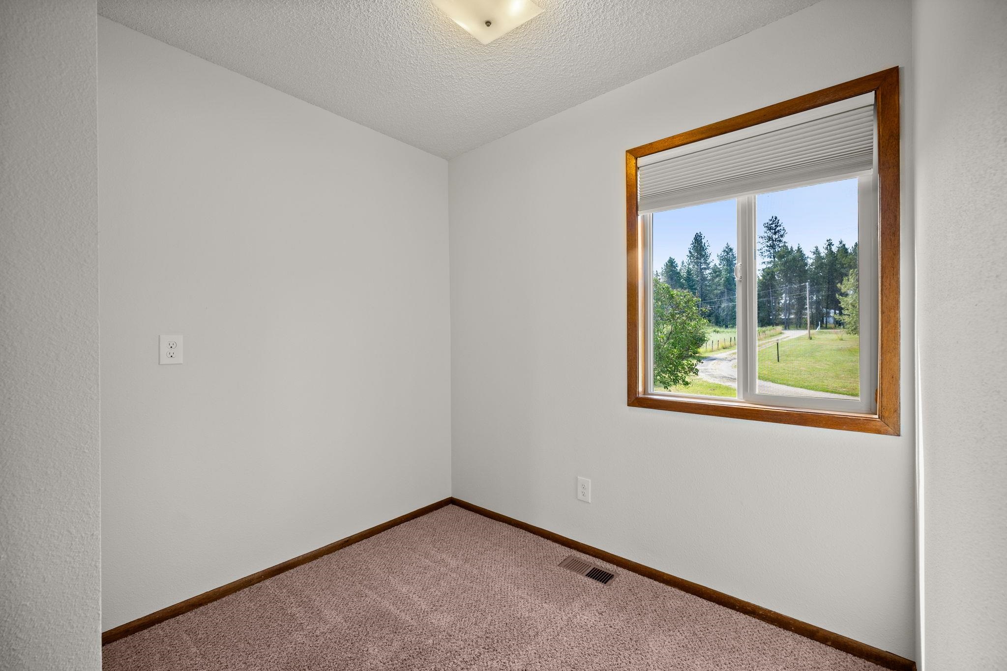4796 West Gibson Dahl Road Clayton, WA 99110 - Photo 25 of 50