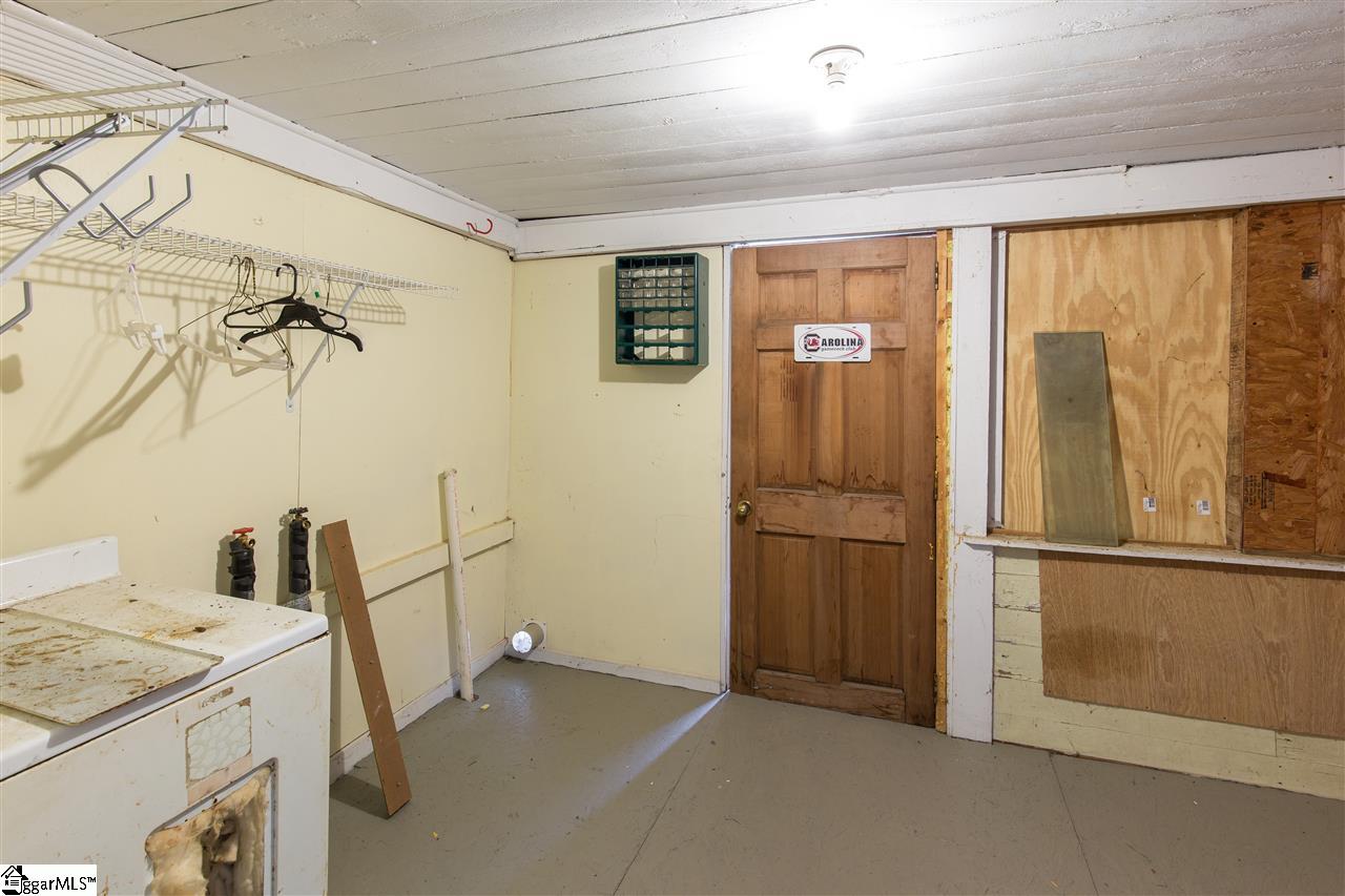 1207 Dunklin Bridge Road Fountain Inn, SC 29644 - Photo 15 of 22