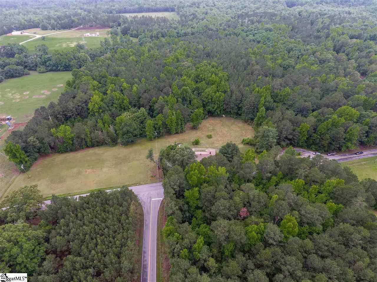 1207 Dunklin Bridge Road Fountain Inn, SC 29644 - Photo 3 of 22