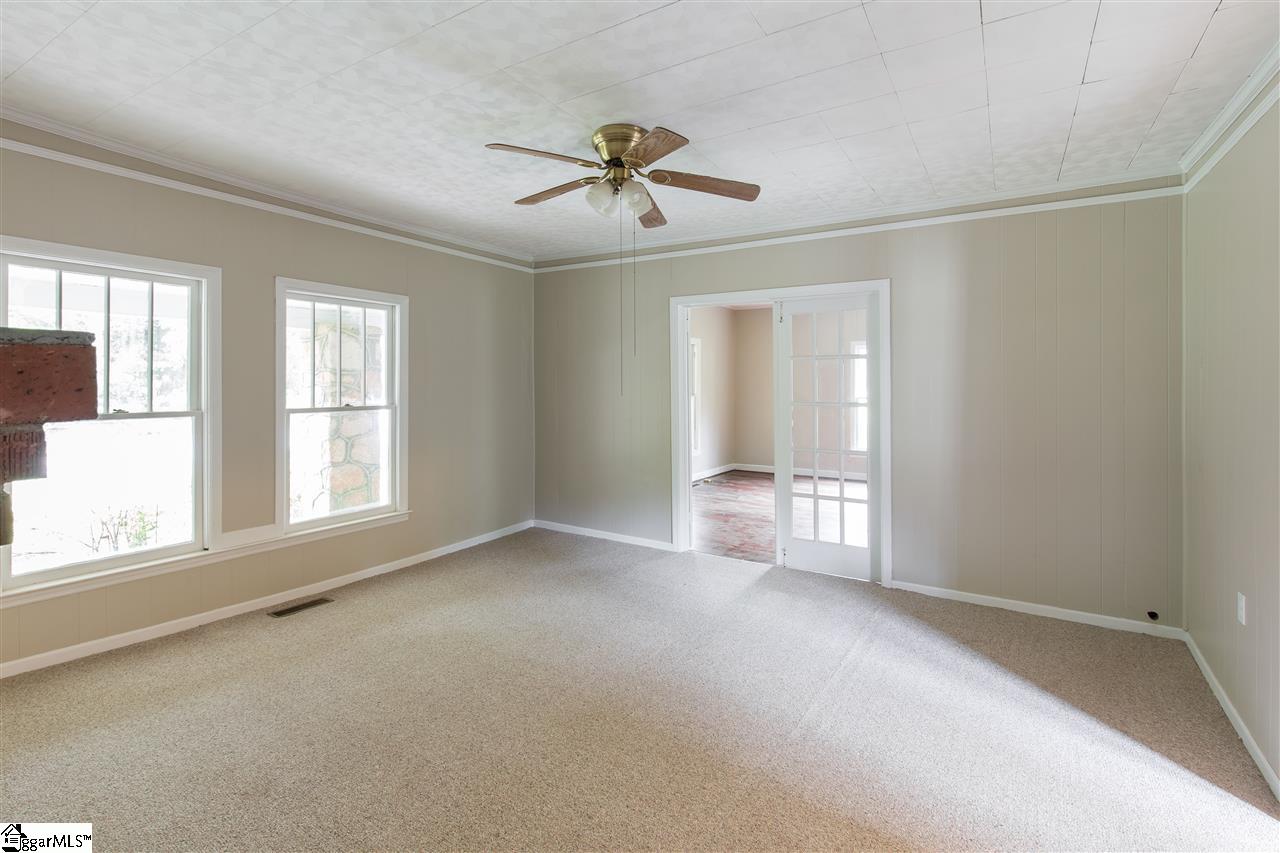 1207 Dunklin Bridge Road Fountain Inn, SC 29644 - Photo 6 of 22