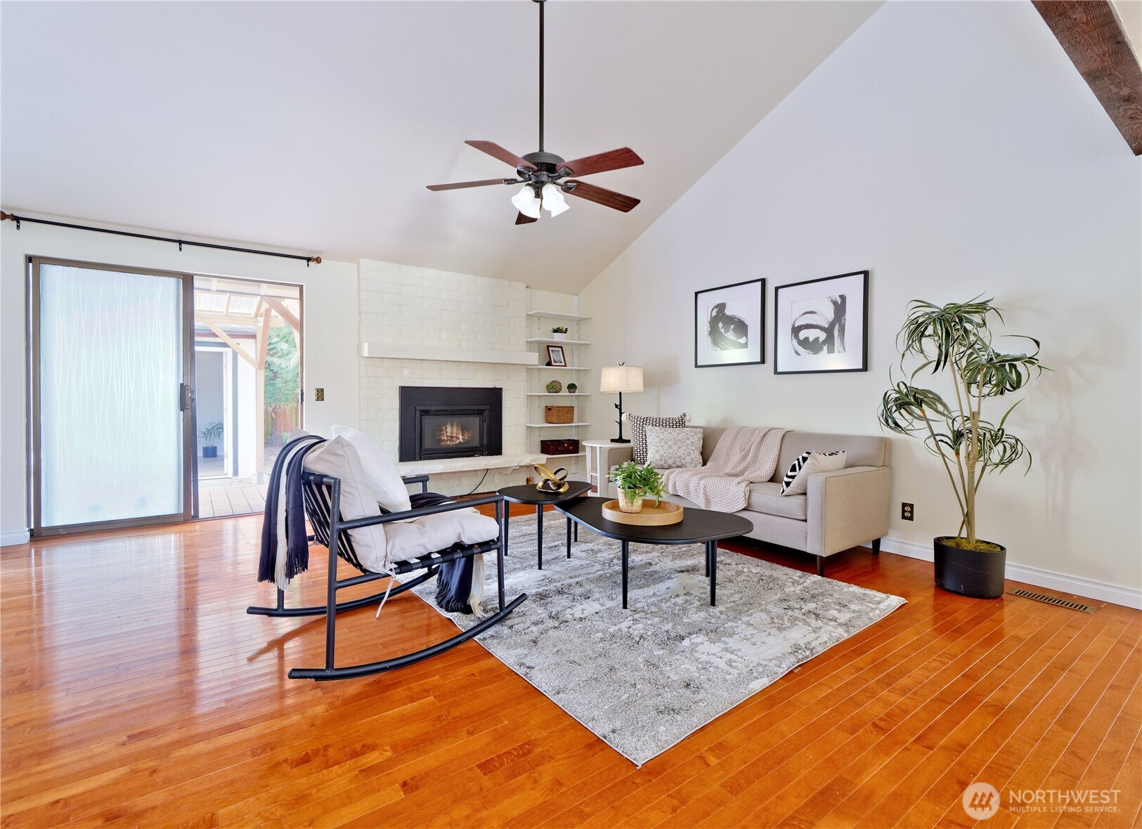 12015 Northeast 161st Street Bothell, WA 98011 - Photo 11 of 31