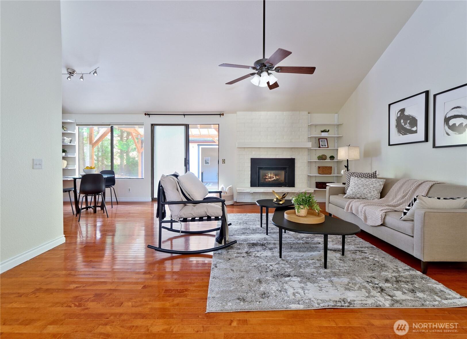 12015 Northeast 161st Street Bothell, WA 98011 - Photo 13 of 31