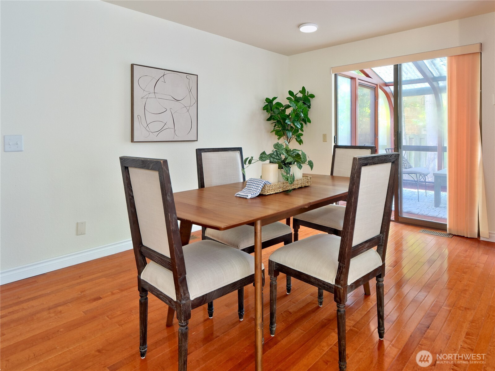 12015 Northeast 161st Street Bothell, WA 98011 - Photo 8 of 31