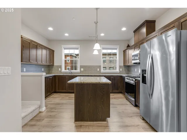 $370,000 | 28829 Southwest Villebois Drive, Wilsonville, OR 97070