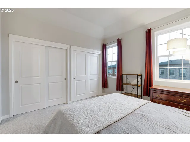 $370,000 | 28829 Southwest Villebois Drive, Wilsonville, OR 97070