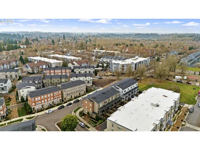 $370,000 | 28829 Southwest Villebois Drive, Wilsonville, OR 97070