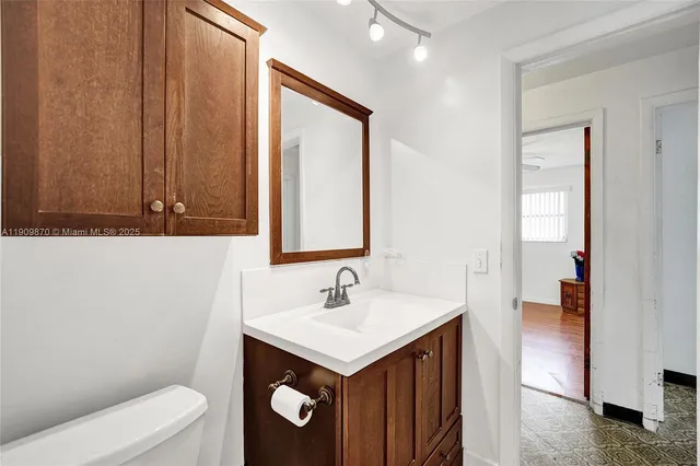 $499,000 | 6622 Raleigh Street, Hollywood, FL 33024