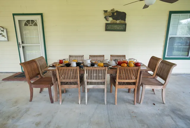 $596,862 | 766 County Road 206, Sargent, TX 77414