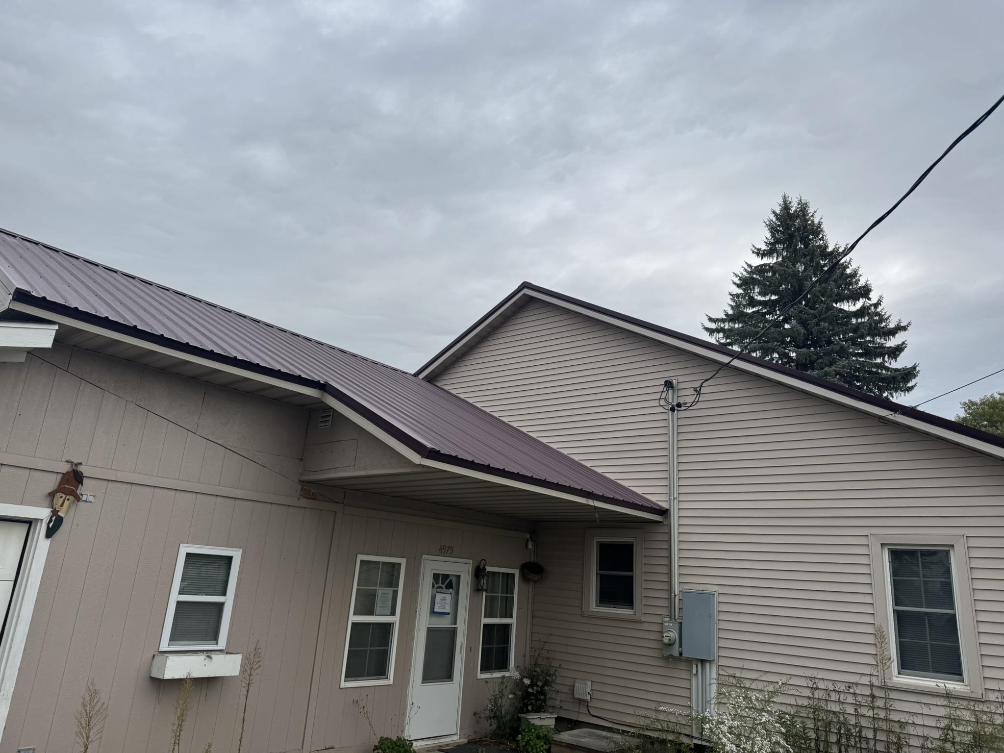 4975 Clarabella Road Clare, MI 48617 - Photo 11 of 11 1940291-e6ea7221-c1d8-4867-9130-c6ecb278dcea.JPG