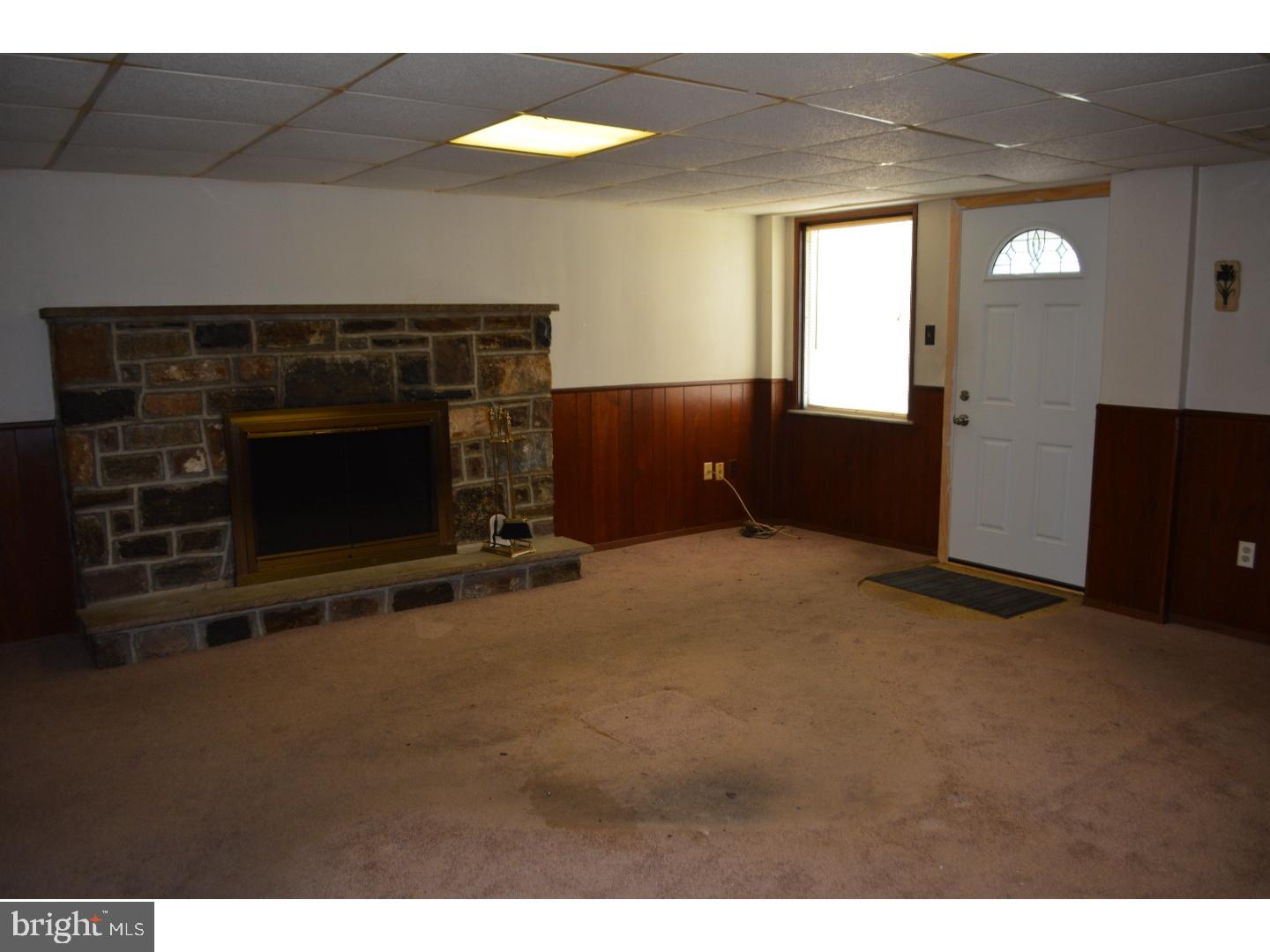 1467 Doris Road Abington, PA 19001 - Photo 9 of 18 Family Room