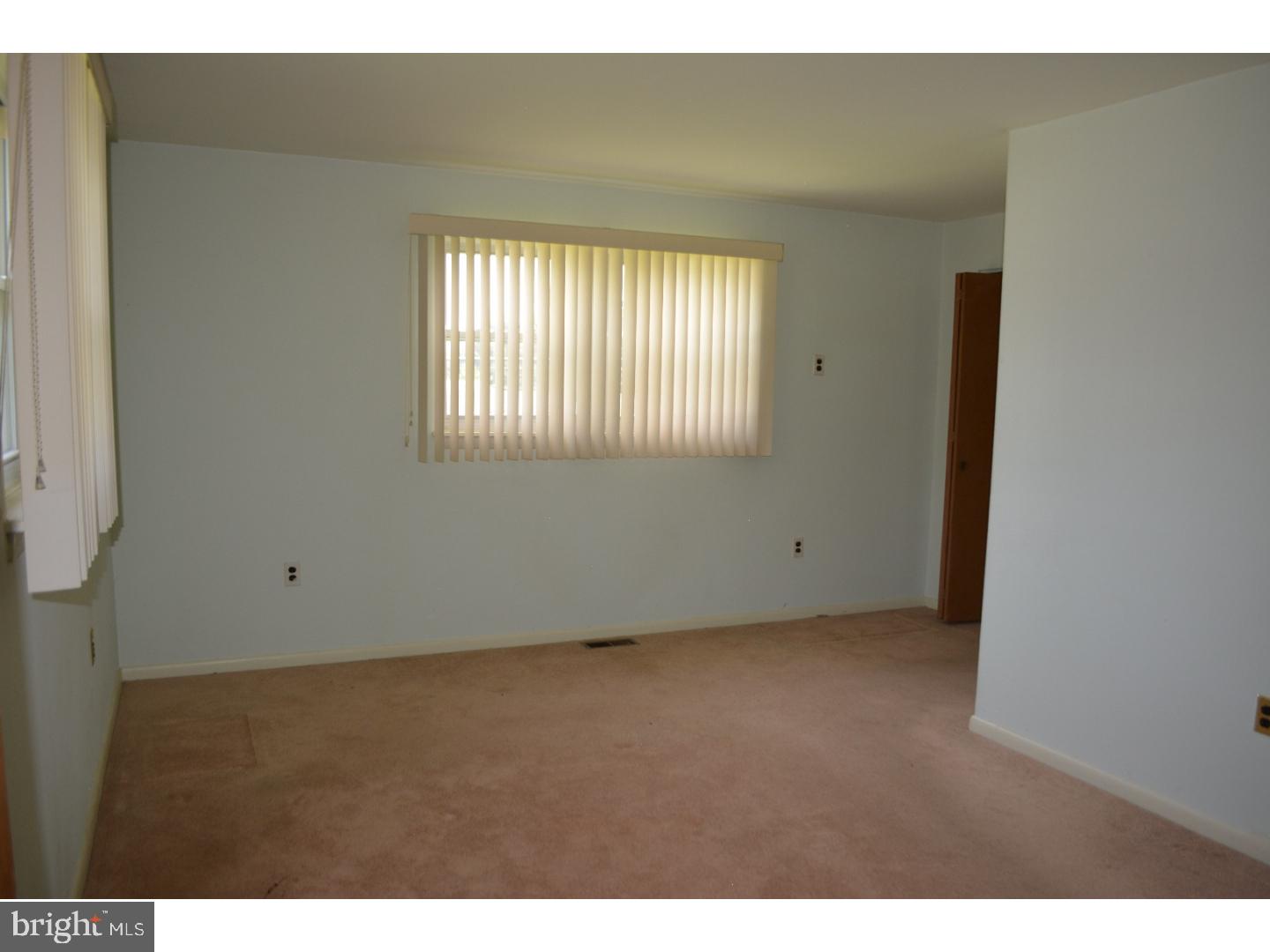 1467 Doris Road Abington, PA 19001 - Photo 10 of 18 Bedroom - Main