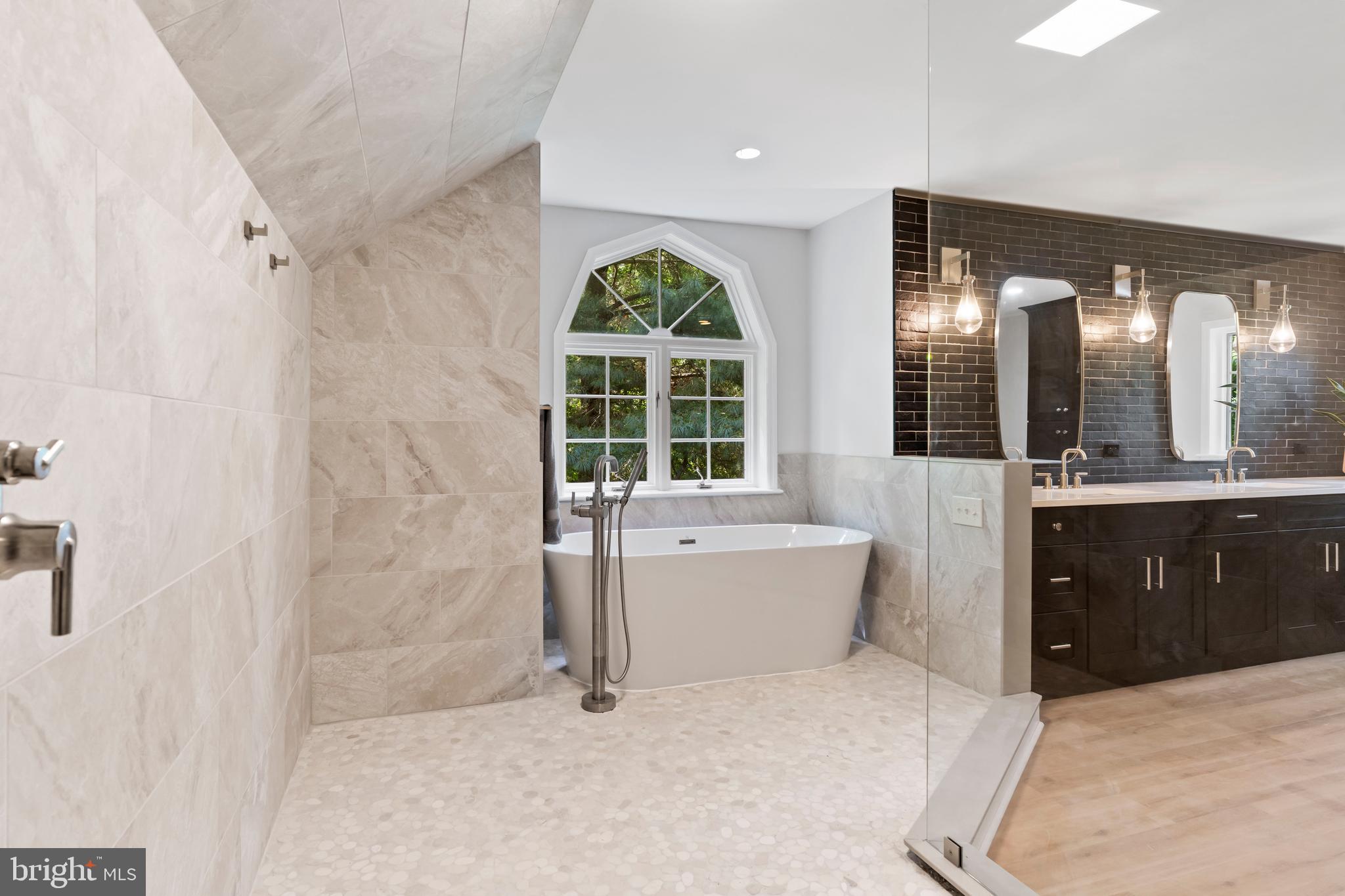 1570 Walker Road Chambersburg, PA 17202 - Photo 10 of 14