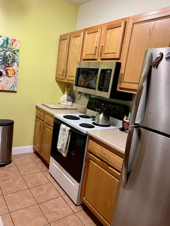 $2,600 | 18 Harbor Avenue, Unit 304, Nashua, NH 03060