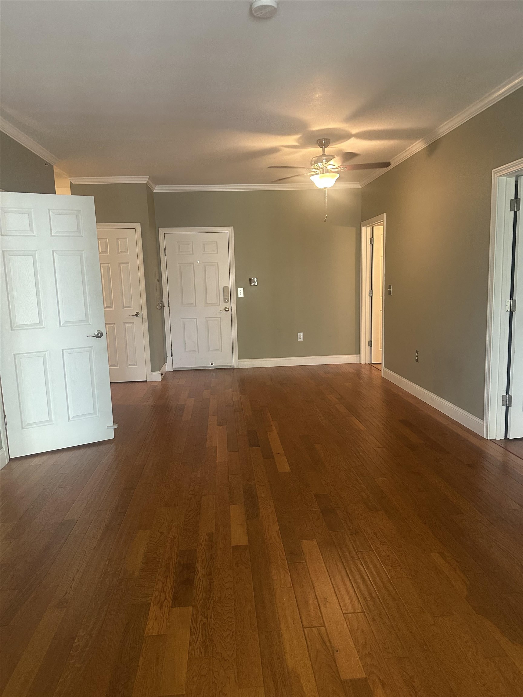 18 Harbor Avenue, Unit 304 Nashua, NH 03060 - Photo 5 of 14