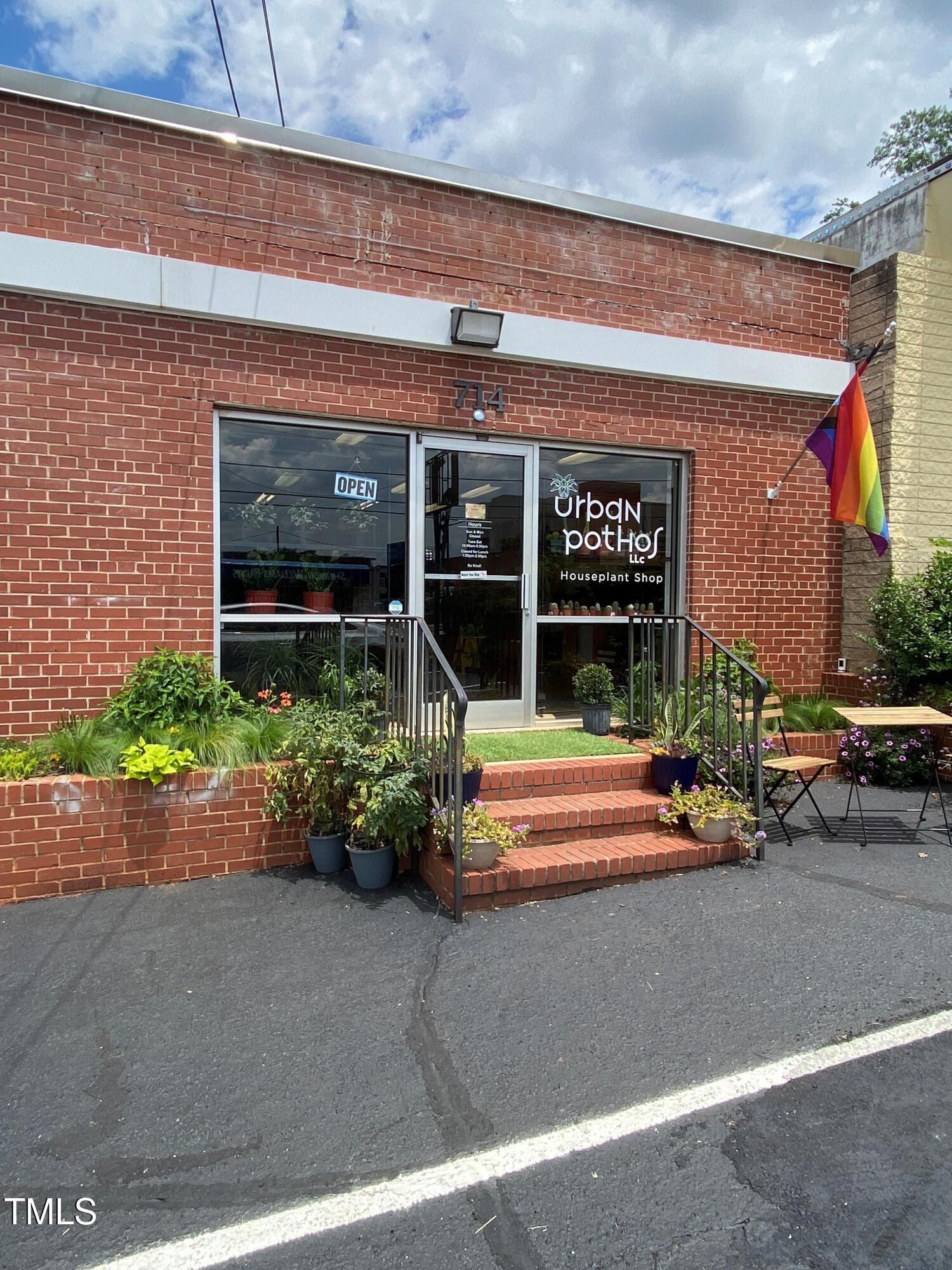 618 North Boylan Avenue, Unit 1032 Raleigh, NC 27603 - Photo 69 of 69 urban pothos