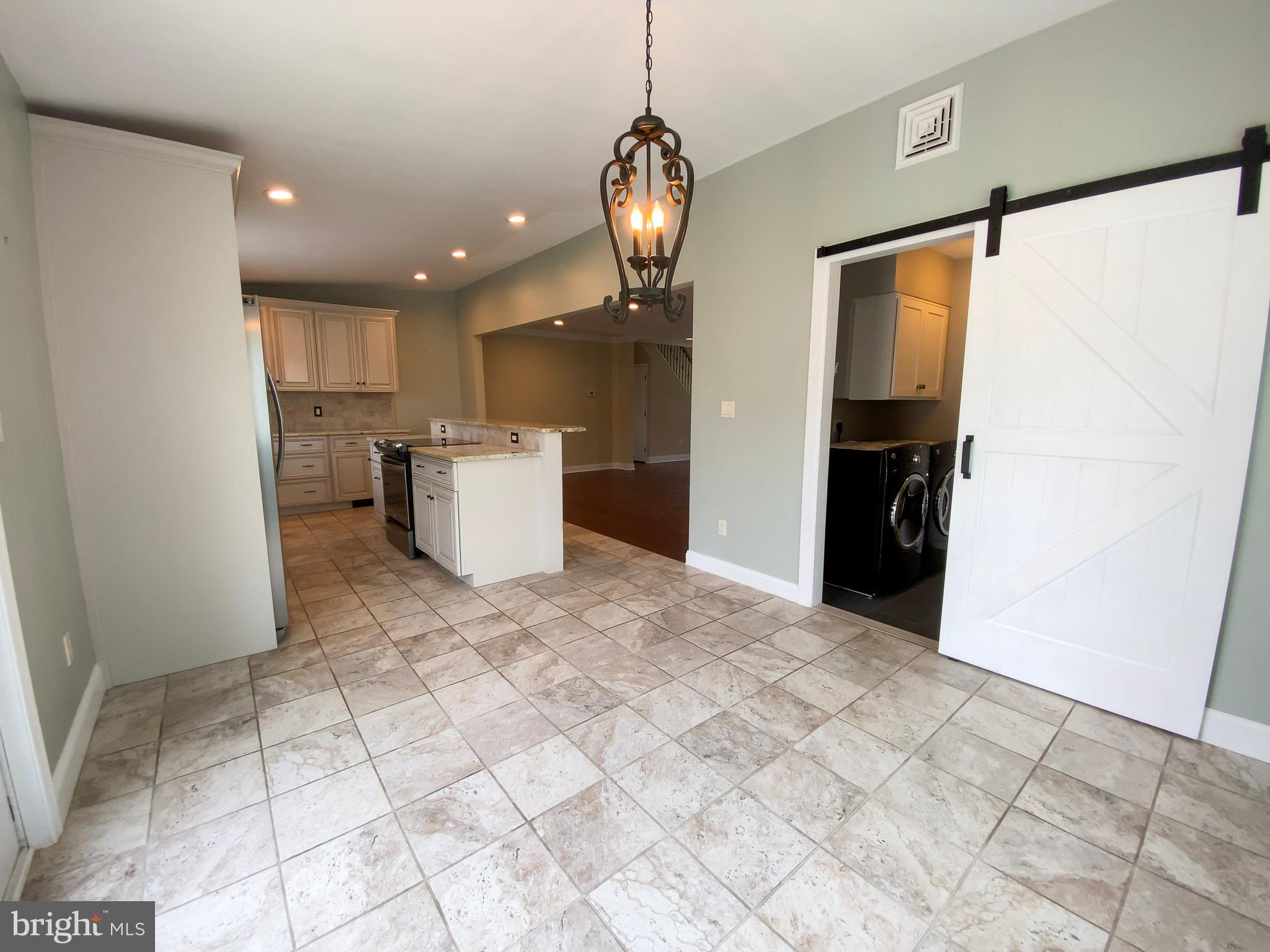 15 Towpath Road Levittown, PA 19056 - Photo 13 of 30
