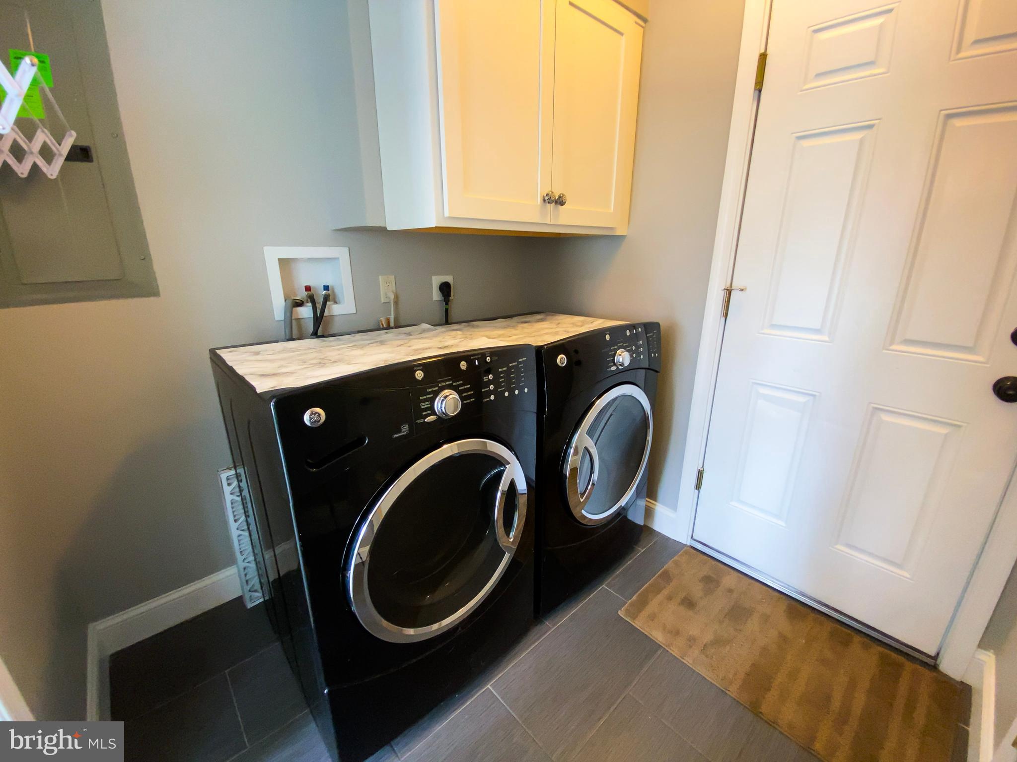 15 Towpath Road Levittown, PA 19056 - Photo 26 of 30 Laundry