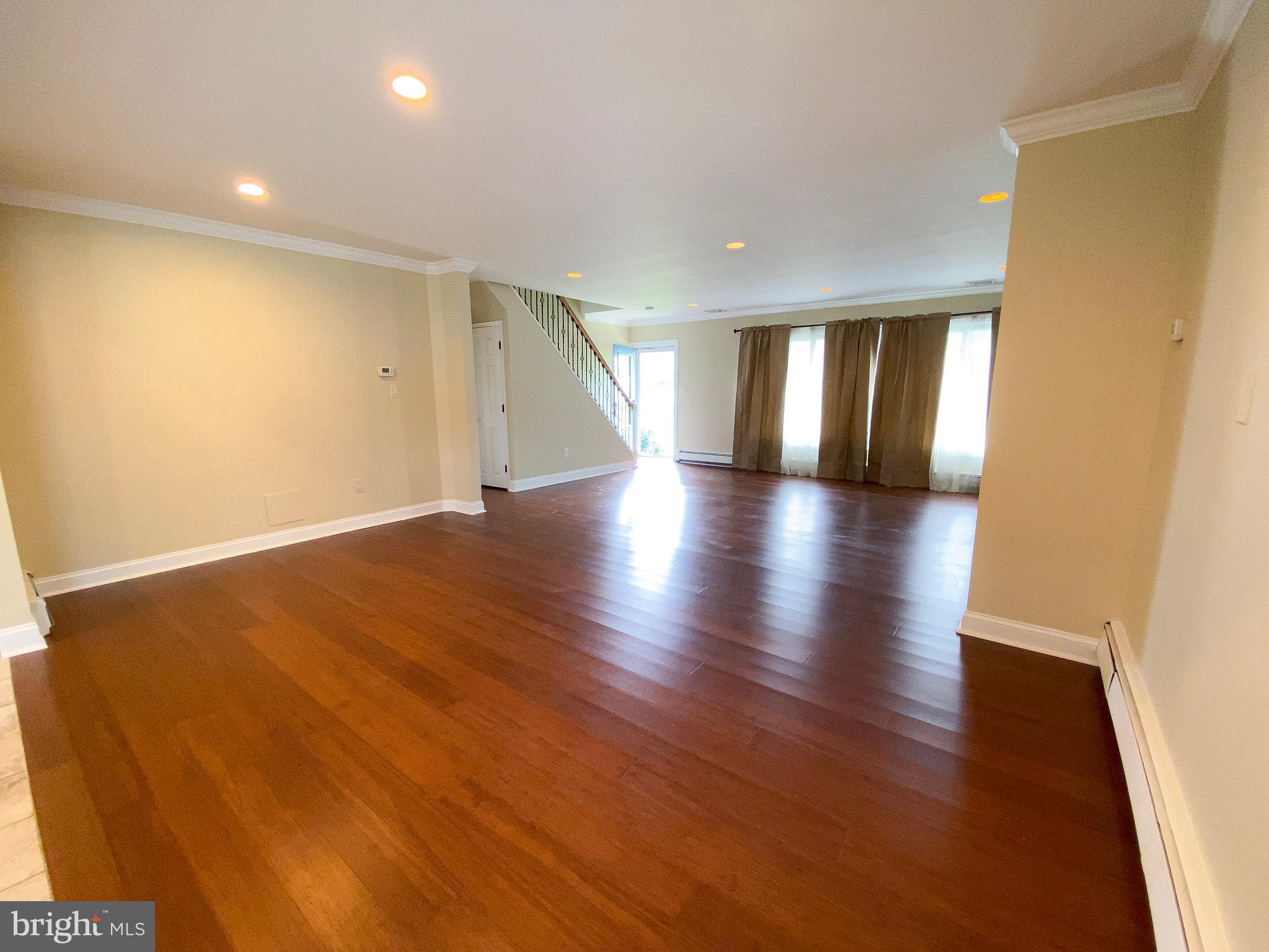 15 Towpath Road Levittown, PA 19056 - Photo 7 of 30