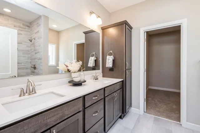 $387,900 | 7872 Willowbrook Court, Greenfield, MN 55373