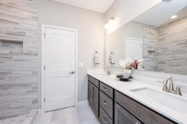 $387,900 | 7872 Willowbrook Court, Greenfield, MN 55373