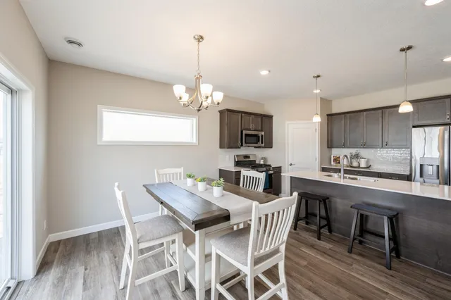 $387,900 | 7872 Willowbrook Court, Greenfield, MN 55373