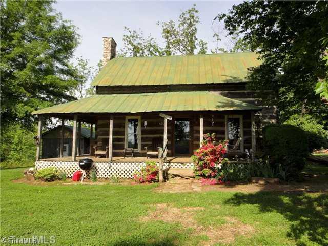 920 Waggoner Neal Road Walkertown, NC 27051 - Photo 15 of 16 Exterior Front.