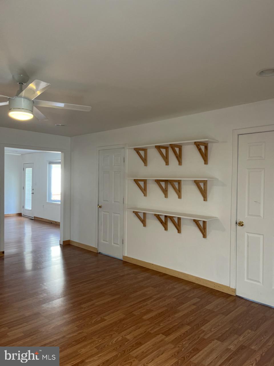 96 5th Avenue Elkton, MD 21921 - Photo 2 of 30 Living Room from front door