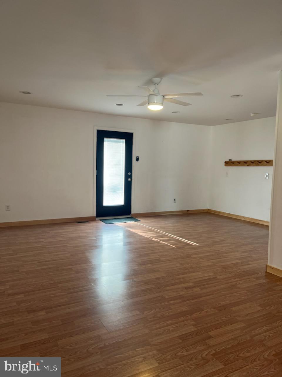 96 5th Avenue Elkton, MD 21921 - Photo 3 of 30 Living room from Dining Rm