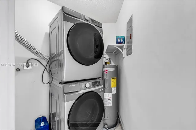 $2,475 | 9421 Fontainebleau Boulevard, Unit 10135, Miami, FL 33172