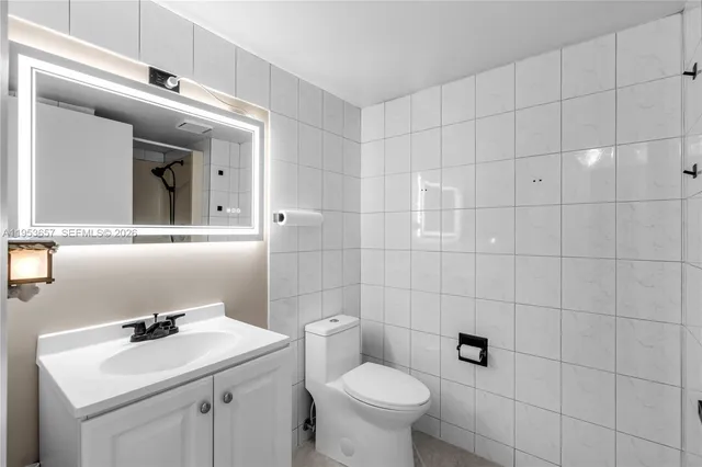 $2,475 | 9421 Fontainebleau Boulevard, Unit 10135, Miami, FL 33172