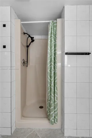 $2,475 | 9421 Fontainebleau Boulevard, Unit 10135, Miami, FL 33172