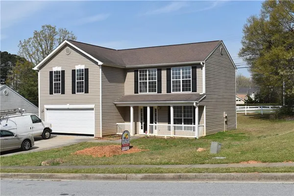 $2,600 | 1098 Village Creek, Jonesboro, GA 30238