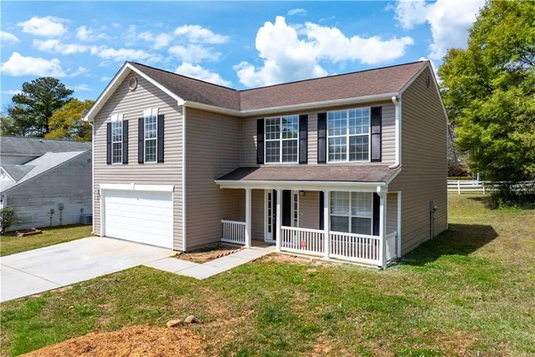 $2,600 | 1098 Village Creek, Jonesboro, GA 30238