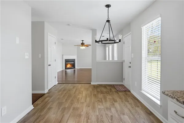 $2,600 | 1098 Village Creek, Jonesboro, GA 30238