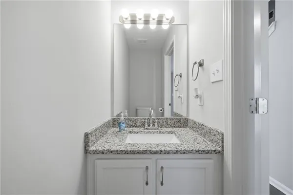 $2,600 | 1098 Village Creek, Jonesboro, GA 30238